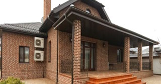 Строительство домов из кирпича с мансардой в Ирбите | от 3589 рублей